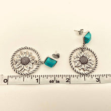 Load image into Gallery viewer, Western Style Sunflower Pendant Post Earrings: Sunflower

