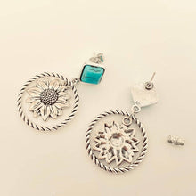 Load image into Gallery viewer, Western Style Sunflower Pendant Post Earrings: Sunflower

